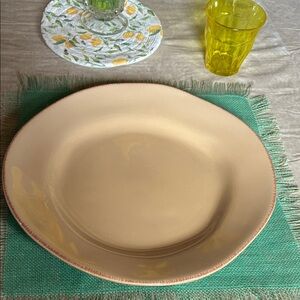 Pier 1 plate